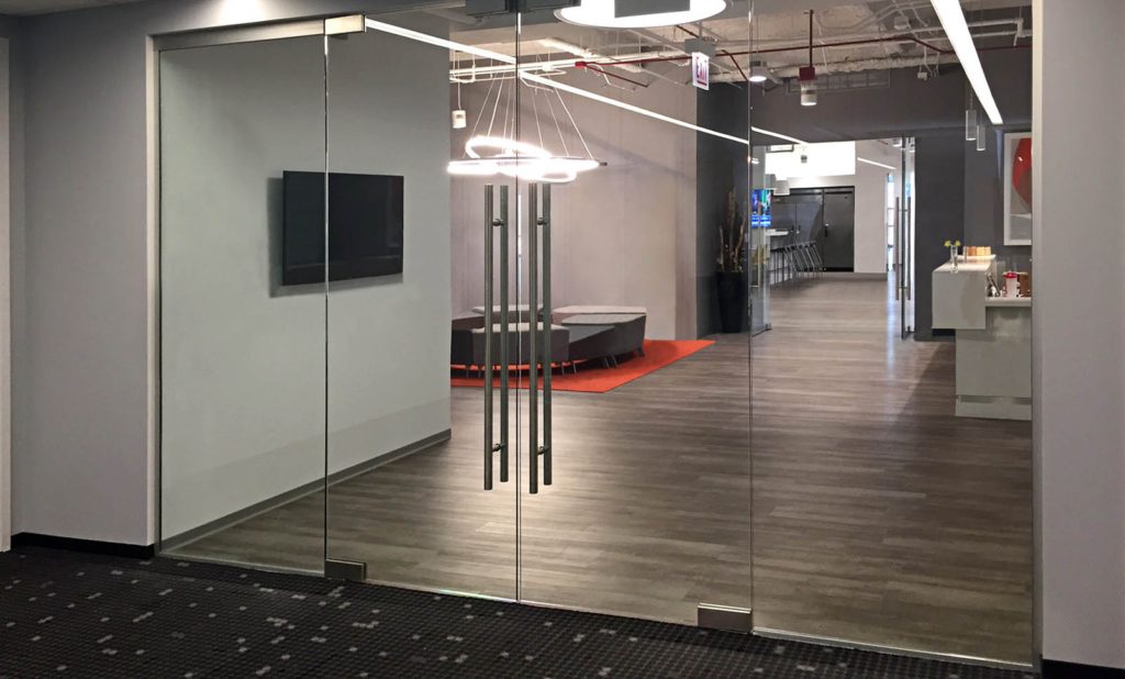 Cửa Kính Cường Lực 2